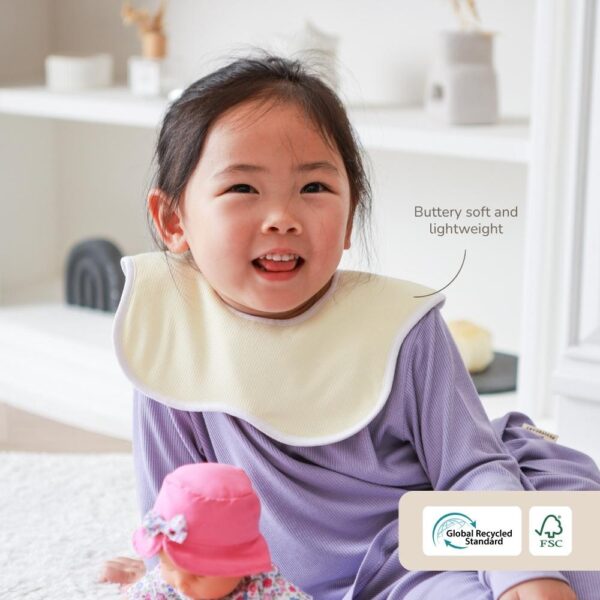 Petit Beary Bamboo Waterproof Snappy Bib