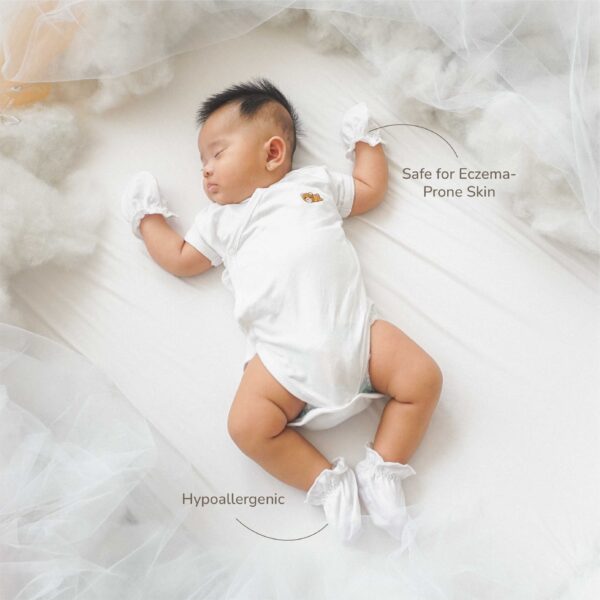 Petit Beary Bamboo Mittens and Booties Set - sarung tangan kaki