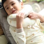 PETIT BEARY - Kids Bamboo Neck Travel Pillow