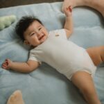 PETIT BEARY -  Short-Sleeve Bamboo Bodysuit - Jumper Onesie Bayi