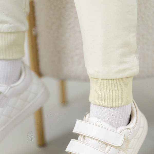 Petit Beary Jaket Anak Bamboo Premium Set Celana Jogger – Kids Zipper Hoodie & Jogger Pants Set