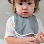 Celemek Bayi Bamboo Waterproof – Snappy Bib Isi 2pcs Anti Basah | Petit Beary