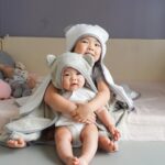Handuk Topi Bayi Lembut Bamboo Premium – Hooded Bath Towel baby and kids | Petit Beary (0M-4Y)