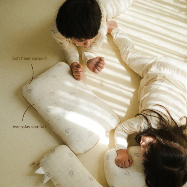 Bamboo Baby Toddler Head Pillow M 33x46cm Cradle & Gallop | Petit Beary